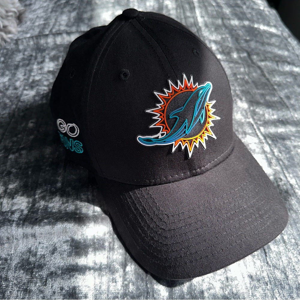 Miami Dolphins Black Snapback Hat